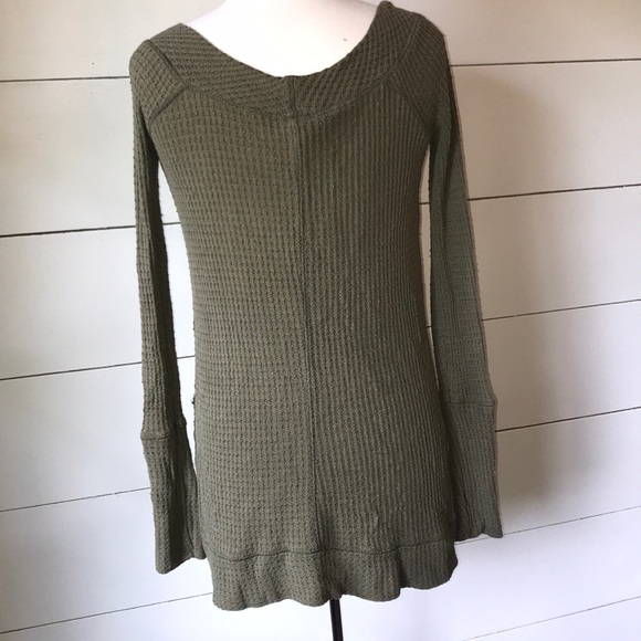 Free People Kate Thermal Top long sleeve in green - Picture 5 of 8